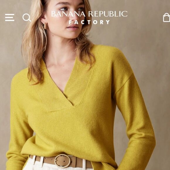 Banana Republic V Neck long sleeve size XS new with tags - Picture 1 of 9